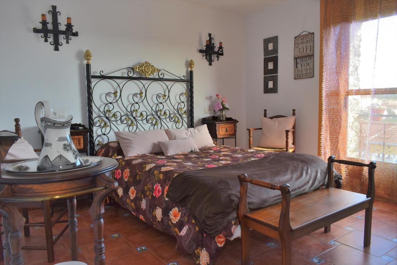 Posada El Arriero Torrejón el Rubio Εξωτερικό φωτογραφία