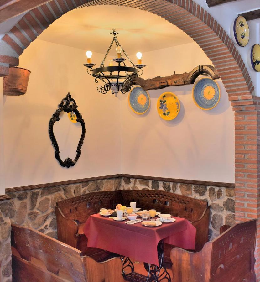 Posada El Arriero Torrejón el Rubio Εξωτερικό φωτογραφία